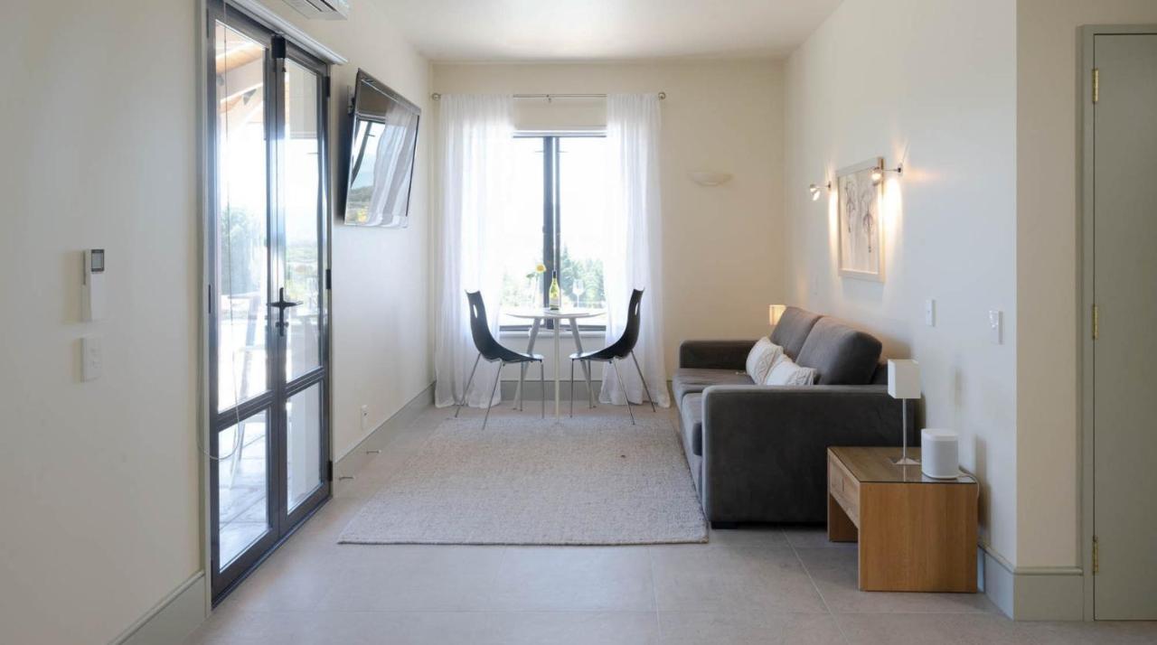 Windhover Suites Tasman 외부 사진